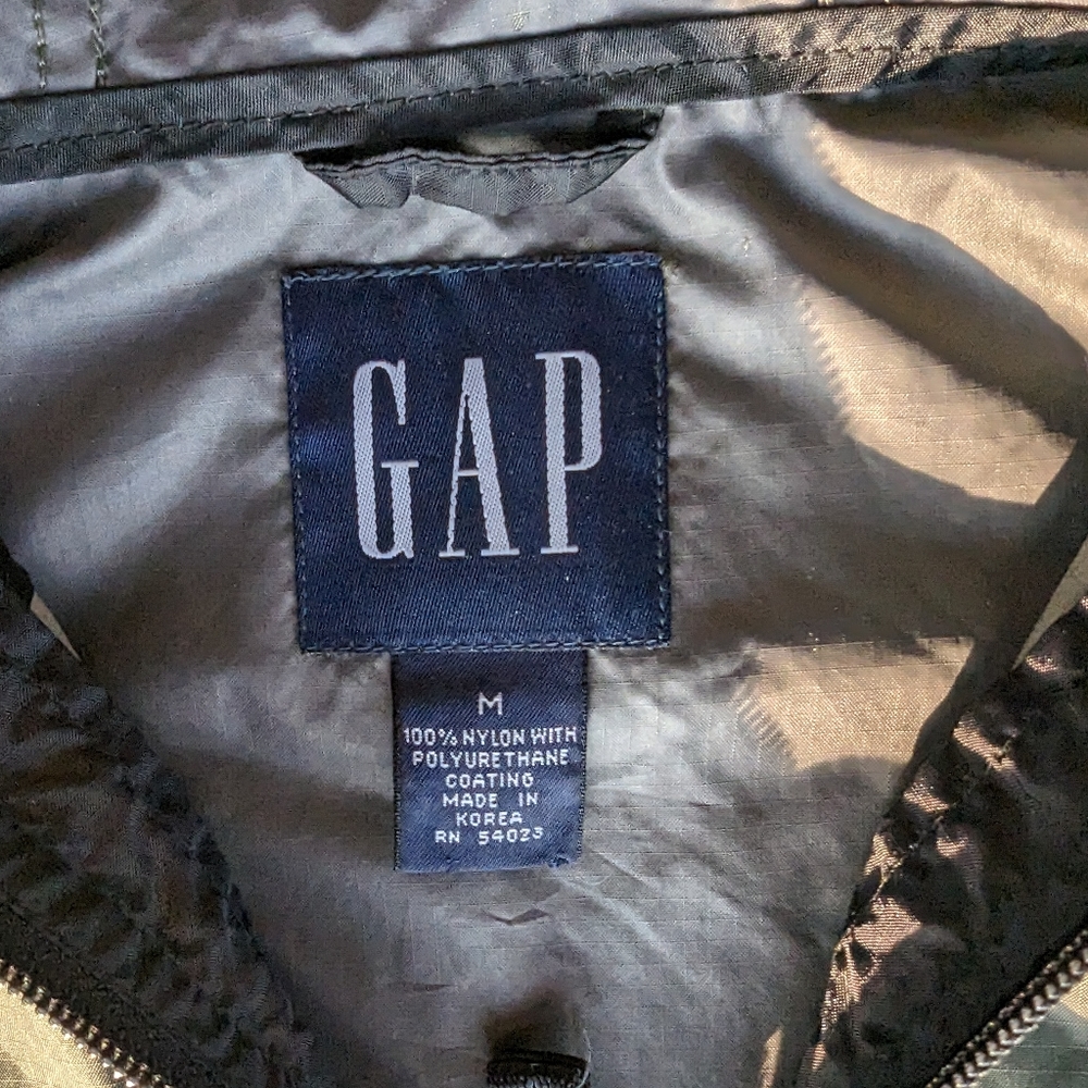 Gap pullover windbreaker - Picture 2 of 2